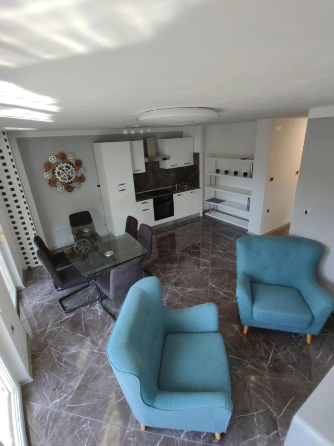 Modern Apartment Ana Rovinj Exterior photo
